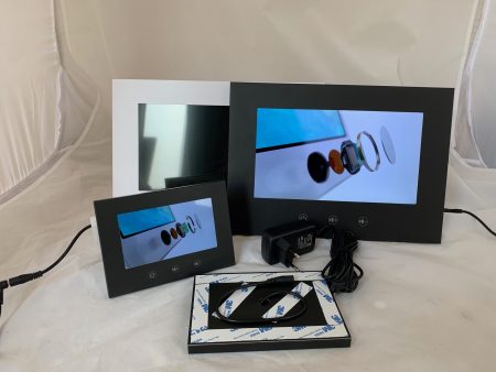Presentoirs vidéo pret à poser